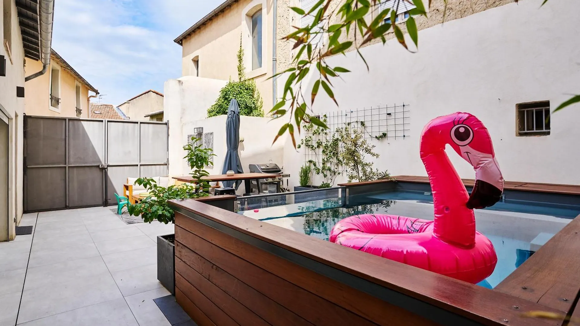 Feriehus Maison De Ville Moderne Climatisee Avec Piscine Morieres-les-Avignon