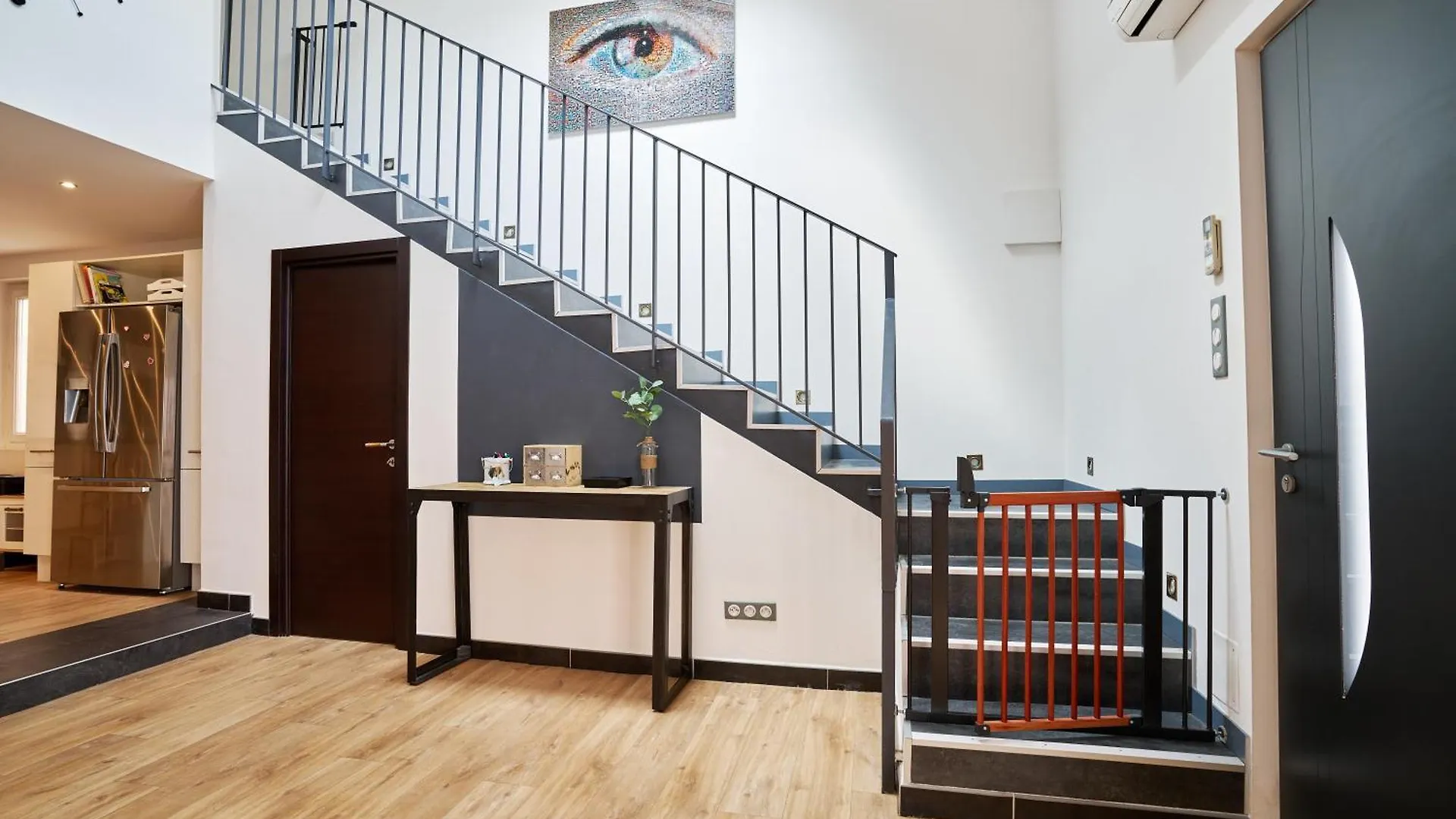 Maison De Ville Moderne Climatisee Avec Piscine Morieres-les-Avignon Frankrig