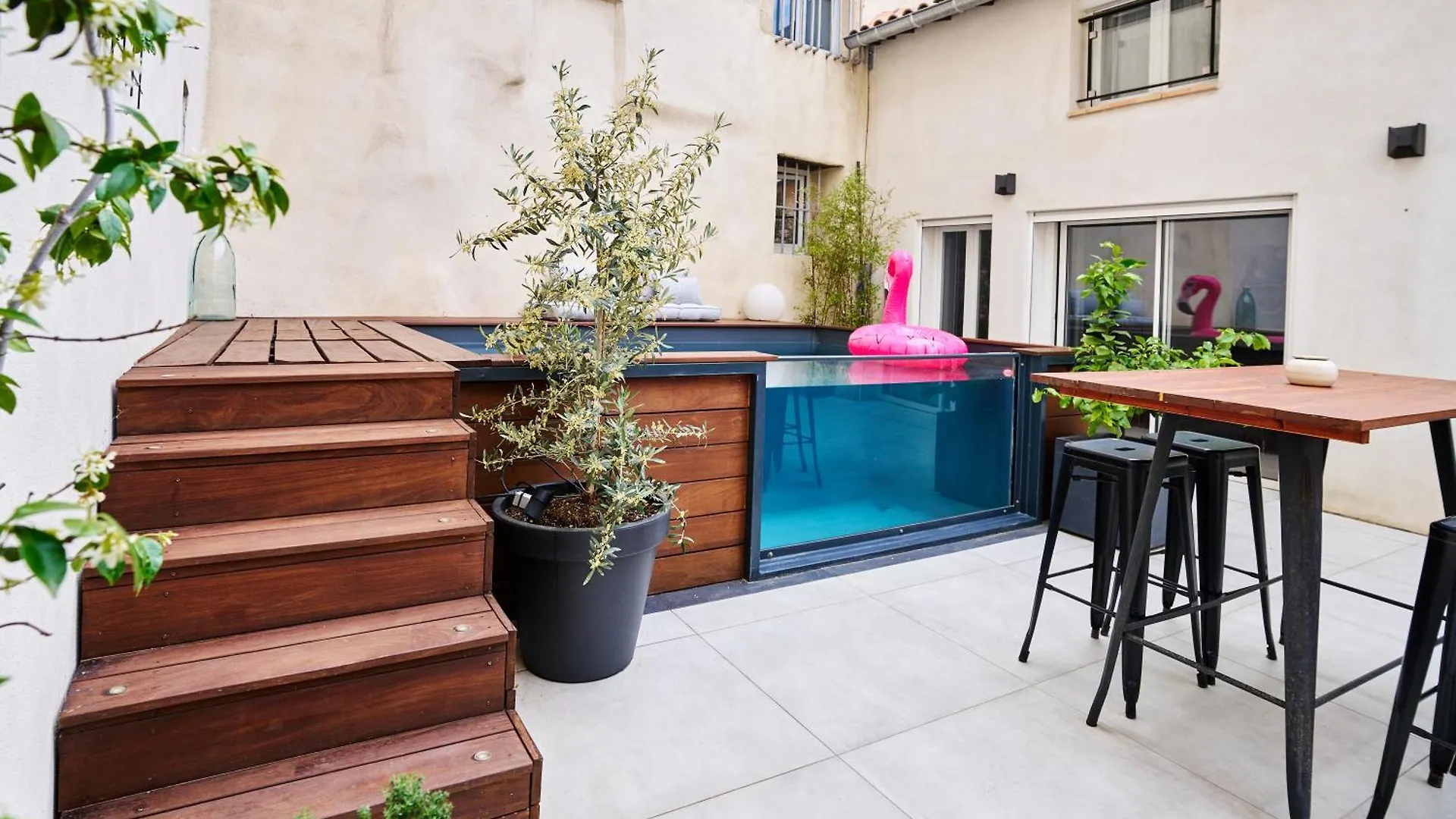 Maison De Ville Moderne Climatisee Avec Piscine Morieres-les-Avignon 0*,  Frankrig